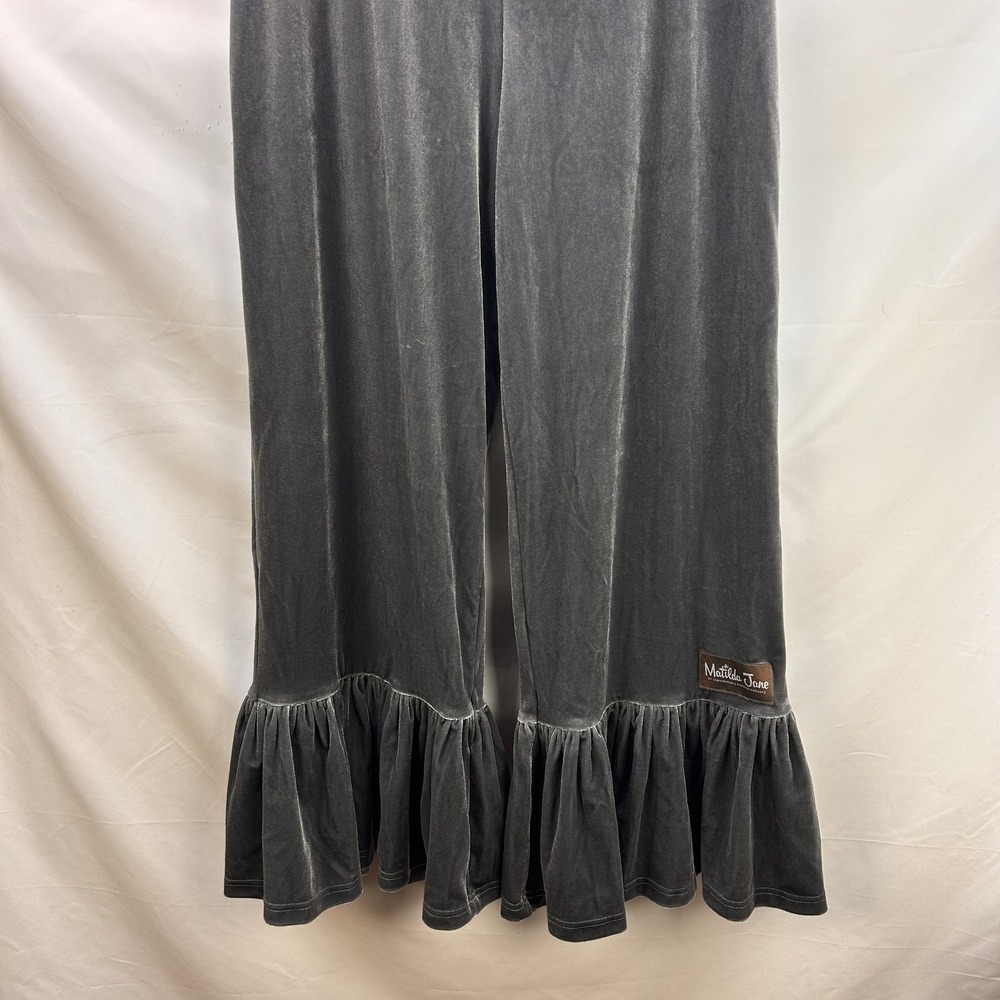 Matilda Jane Women's Solid Boho Grey Velvet Wide Ruffle Leg Pants M NWT - Picture 6 of 9